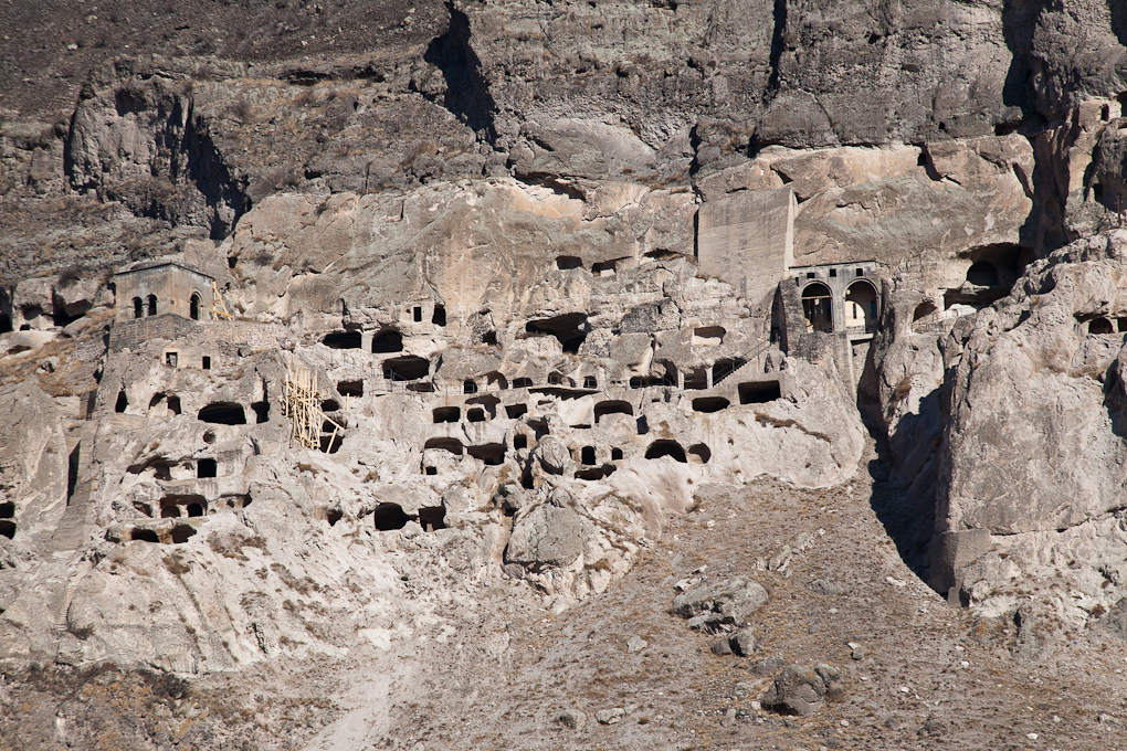 Vardzia (Вардзиа, ვარძია)